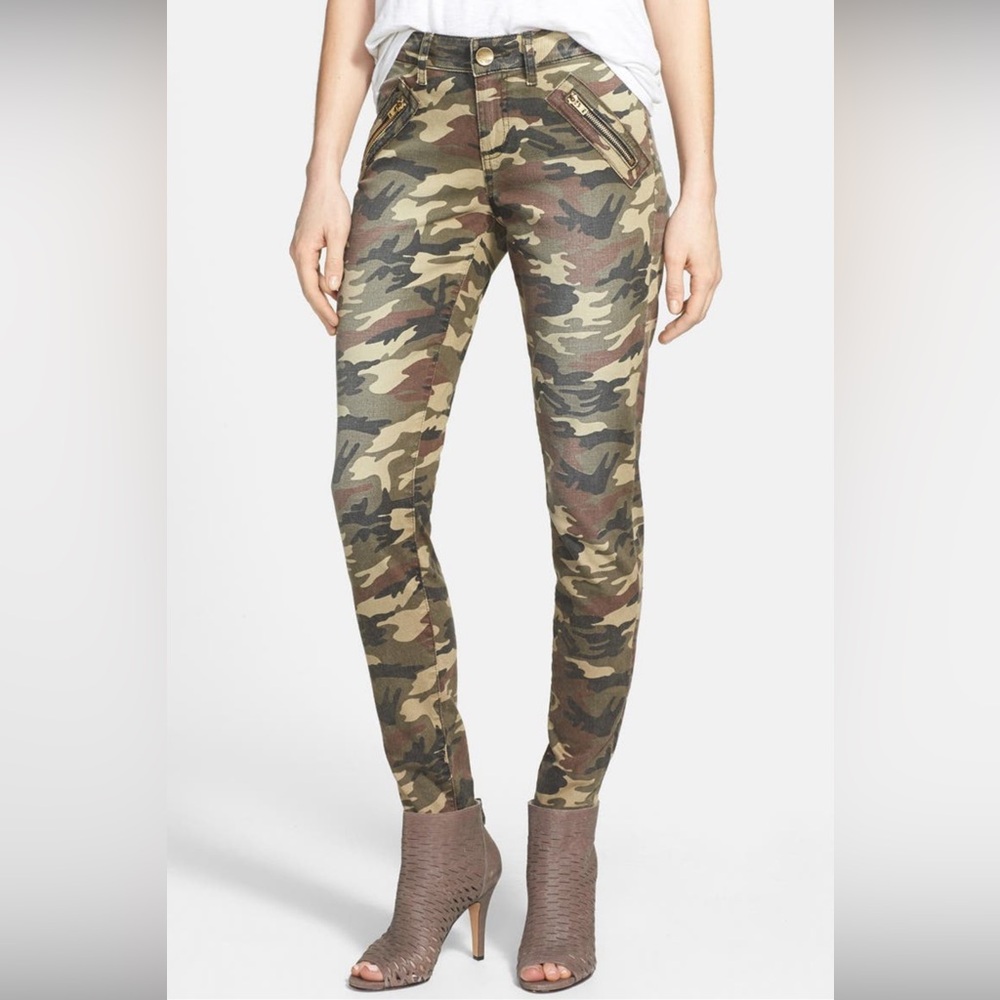 Kut from the Kloth MIA Toothpick Skinny, Moto Camo pants, Size 4